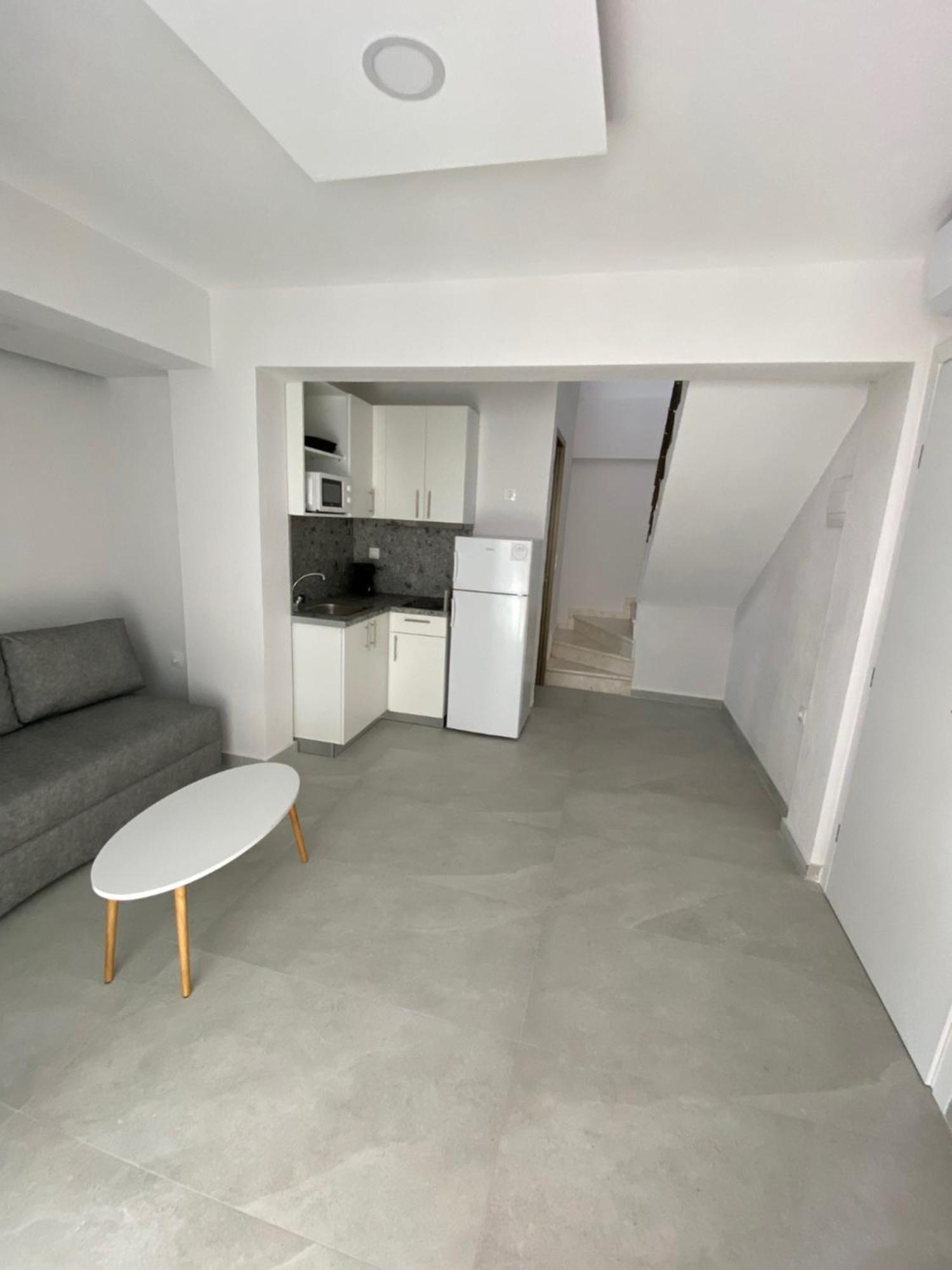 Interni Luxury Living Apartman Nikíti Kültér fotó