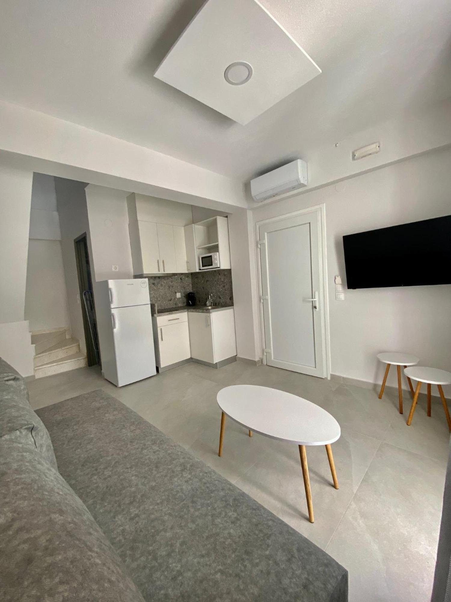 Interni Luxury Living Apartman Nikíti Kültér fotó